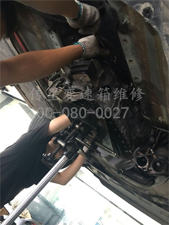 宝马3系自动变速箱维修