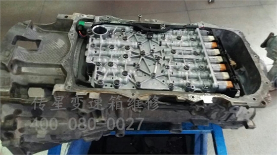 捷豹XJ自动变速箱维修