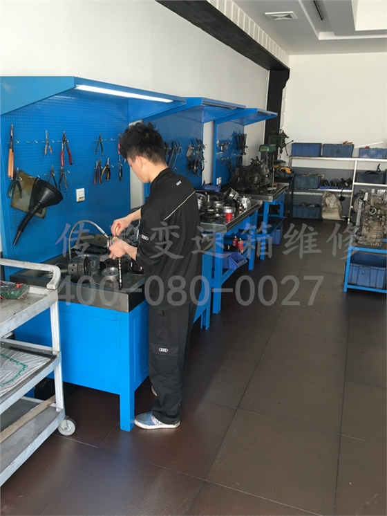 马自达自动变速箱维修