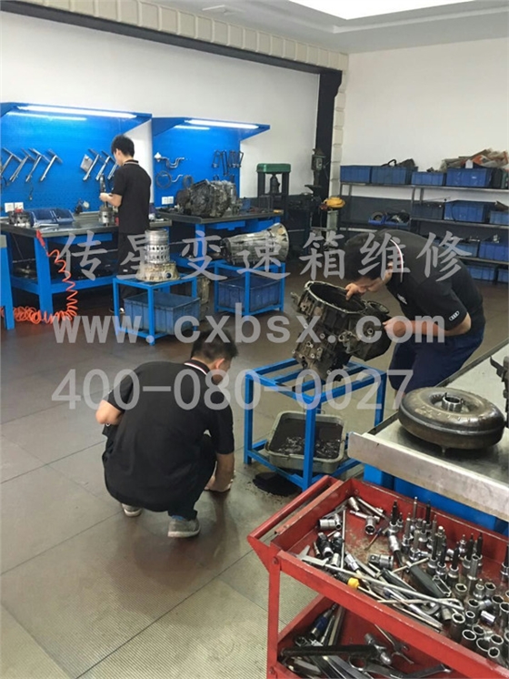 劳斯莱斯变速箱维修