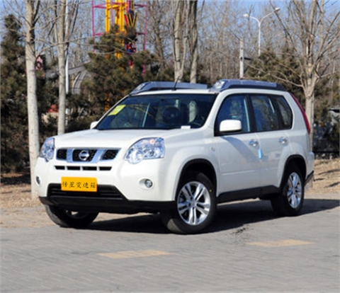 尼桑奇骏变速箱维修：挂前进挡D挡不走车，挂2挡能正常行驶